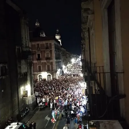 Il Letto Sotto Il Tetto Apartment Catania